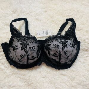SOMA Sensuous lace unlined Bra..